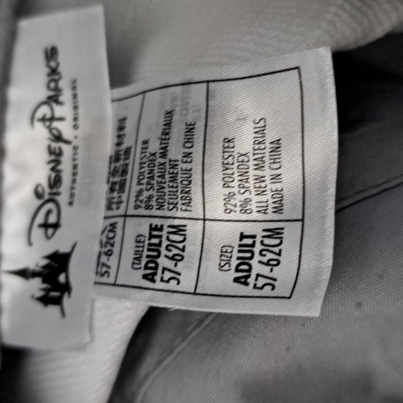 DISNEY Authentic Cap - Picture 8 of 9